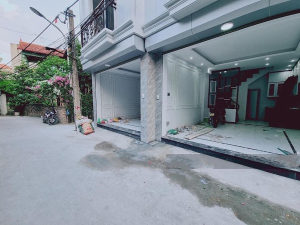 Bán gấp nhà 4 tầng Di Trạch vị trí siêu đẹp